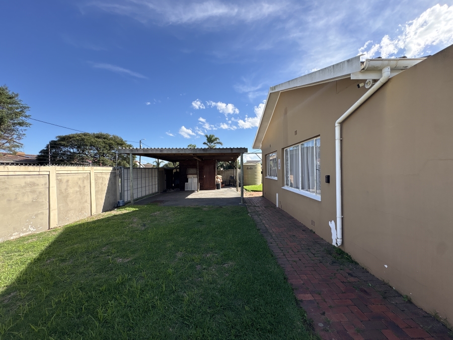 4 Bedroom Property for Sale in Gonubie Eastern Cape